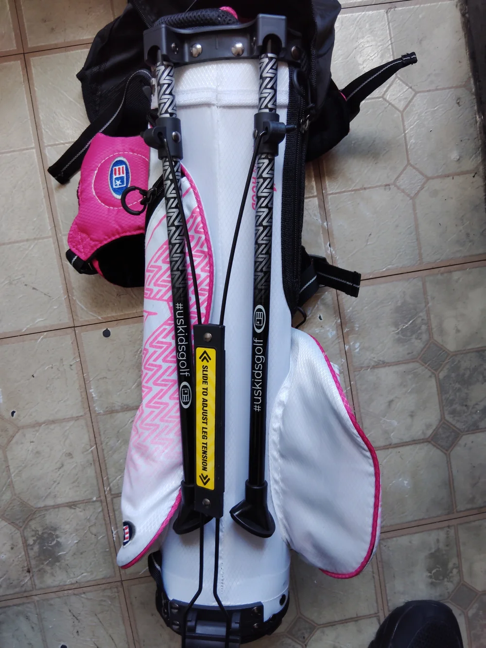 Kids Golf Bag – White & Pink